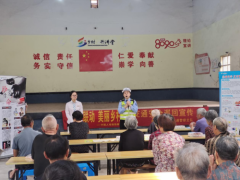 “雪姨”王琳力荐！花印超导卸妆水：温和卸净零负担，今夏卸妆新选择